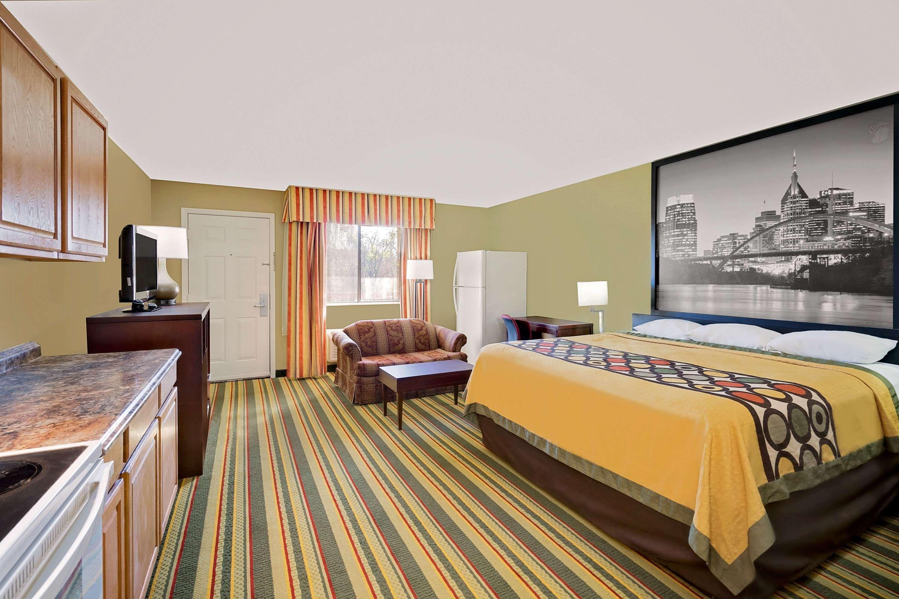 Super 8 By Wyndham Hermitage Nashville Exteriör bild